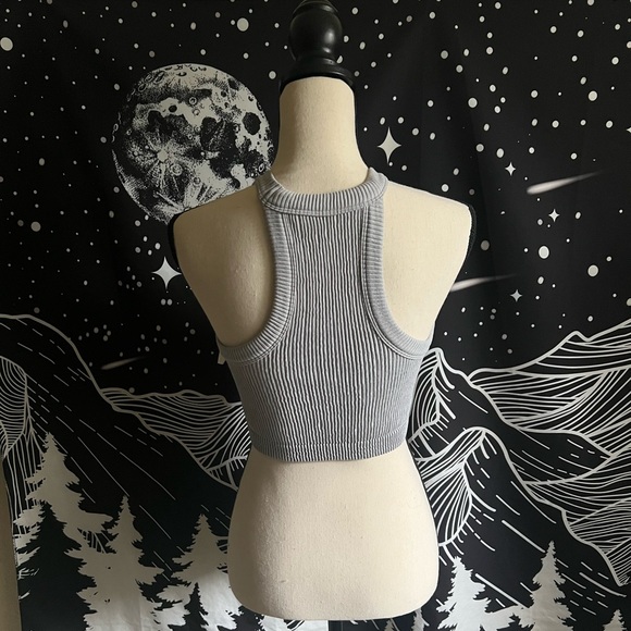 AE Racerback Cropped Tank - Picture 2 of 8